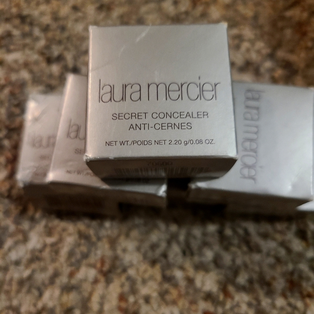 Laura Mercier Secret Concealer - Picture 1 of 1